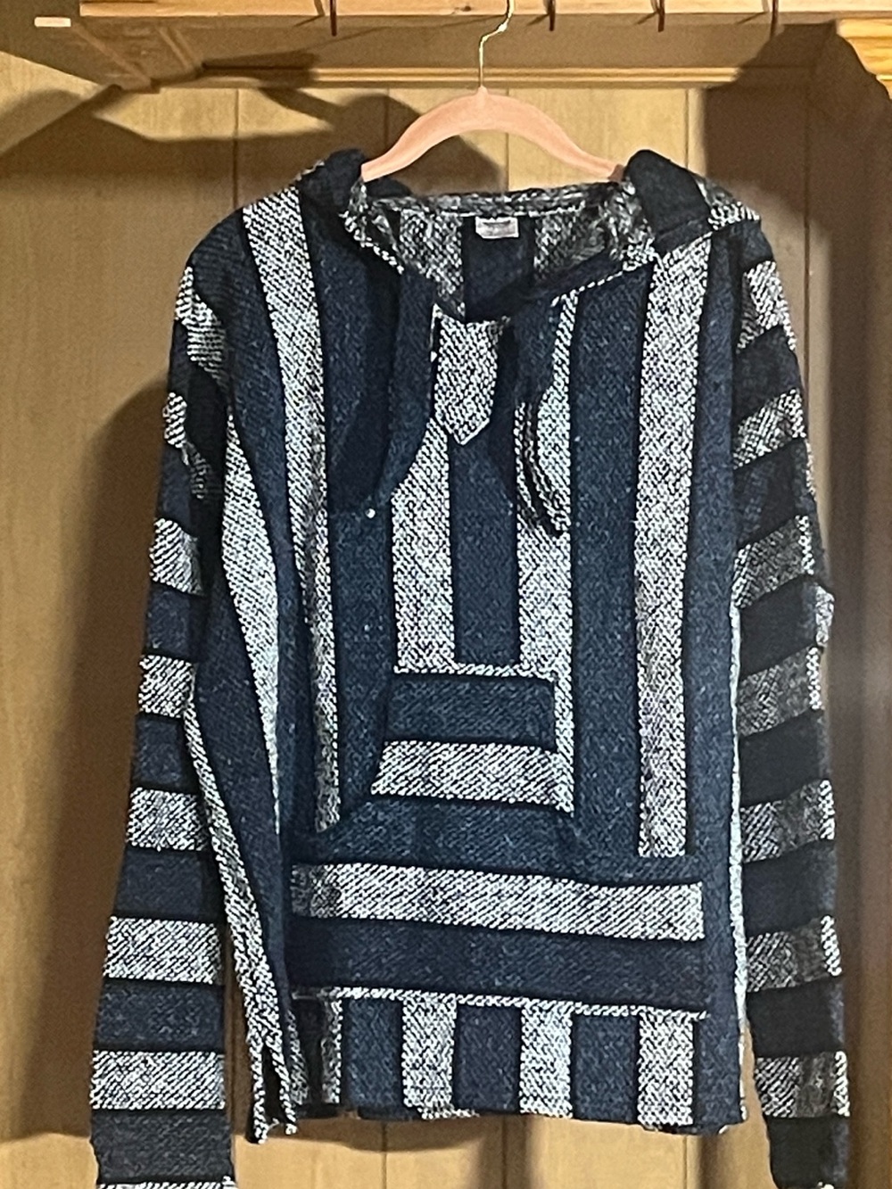 El Mexicano Striped Crewneck Pullover Hoodie in Black White Blue Size Large